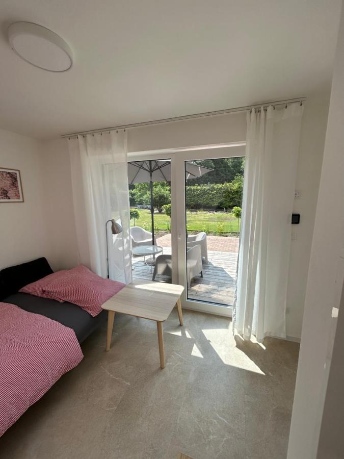 Red Travel Apartment Dvůr Králové nad Labem Bagian luar foto